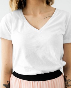 T-shirt à manches courtes col en V pour femme, couleur unie, coupe ajustée, jersey décontracté, 100% coton - Product Image 2