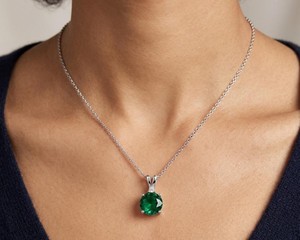 Green Quartz Pendant Necklace Zircon Accents Minimalist Luxury Emerald <b>Glow</b> Jewelry Elegant Gift for Women - Product Image 1