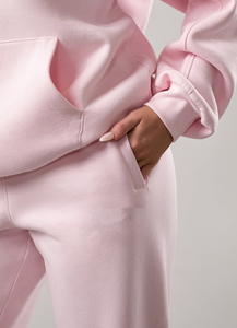 Ensemble de survêtements pour femmes en coton molletonné français de qualité supérieure, comprenant un sweat à capuche et un pantalon de jogging, confortables et de qualité supérieure - Product Image 5