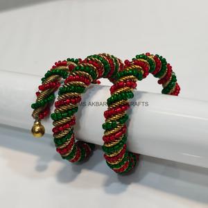 Anneaux de serviette perlés multicolores personnalisés – Magnifique design pour mariages, fêtes et décoration intérieure – Porte-serviettes - Product Image 4