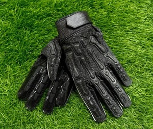 Guantes de fútbol americano Culap Industries - Guantes de receptor con agarre adhesivo para hombres, jóvenes, niños y niños pequeños - Equipo profesional para receptores de primera categoría - Product Image 2