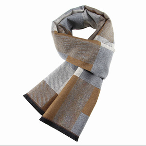 Nouveau cache-cou en polyester à carreaux pour homme 2026, imitation soie brossée, écharpe polyvalente et chaude, style professionnel pour l'hiver - Product Image 1