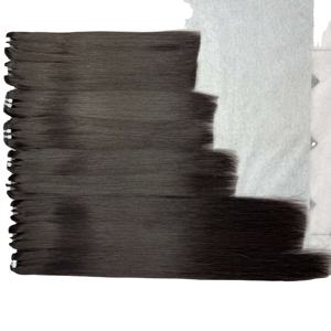 Cheveux Humains Bruts 100% Non Traités, Cuticules Alignées, Prix de Gros, Extensions de Cheveux Lisses Comme des Baguettes 100% Naturelles - Product Image 1