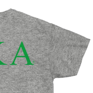 Camiseta con letras AKA, color gris jaspeado, estampado gráfico, cuello redondo, informal, de algodón, de manga corta, para hermandad - Product Image 2