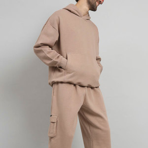 Survêtement décontracté pour hommes, conçu pour le confort et la flexibilité, ensemble de survêtement doux et respirant pour les activités quotidiennes des hommes - Product Image 5