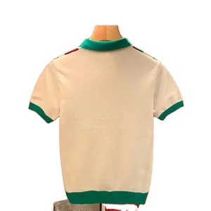 เสื้อโปโลถักเข้ารูปสำหรับผู้ชาย, สเวตเตอร์แขนสั้นบล็อกสีแนวตั้งสไตล์ลำลอง - Product Image 3