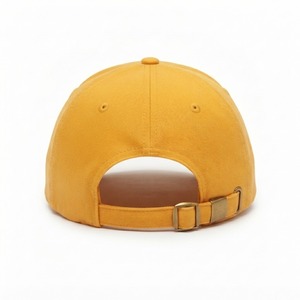 Gorra de Béisbol Personalizada Amarilla de Perfil Bajo con Parche de Letras de Chenilla Texturizado, Bordada en Algodón, Estilo Urbano, Proveedor OEM - Product Image 3