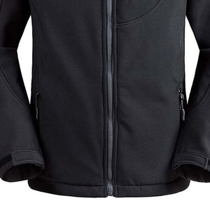 Veste Softshell avec poche latérale zippée Vestes pour hommes Matériel polyester de haute qualité Taille personnalisable Vestes Softshell Couleur noire - Product Image 4