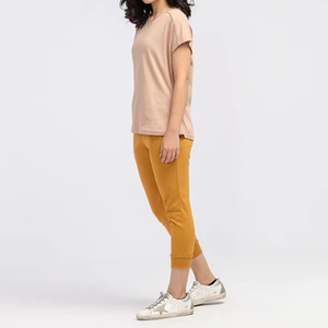 Proveedor Mayorista de Camisetas Lisas Premium para Mujer |   Fabricante de Camisetas Personalizadas de Algodón para Ropa Urbana en Pakistán - Product Image 4