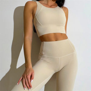 Conjuntos de Yoga de 4 Piezas de Nailon Transpirable, Ropa Deportiva, Shorts de Ciclismo Personalizados, Conjuntos de Gimnasio, Conjuntos de Yoga Ajustados - Product Image 3