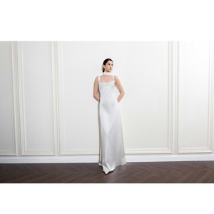 Vestidos de Noche de Lujo con MOQ Bajo, ODM, Vestido Oriel sin Tirantes, Satén Mission, Corte A, Vestidos con Acolchado Sutil, Casuales para Mujer en Blanco - Product Image 2