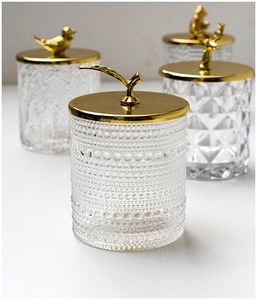 Juego de Recipientes de Almacenamiento de Acero Inoxidable Vintage con Tapa Metálica, Diseño Hermético para Conservación de Especias en la Cocina, Forma Cilíndrica, Hecho a Mano - Product Image 3