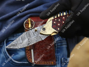 Cuchillo de bolsillo plegable de acero de Damasco forjado a mano para pesca y EDC, con mango de madera y latón, punta de caída, diseño de pez único grabado a mano, DIY - Product Image 6