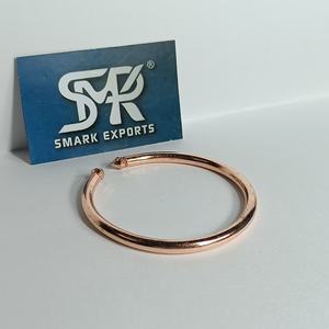 Bracelet manchette ouverte en cuivre poli, réglable, fait main, artisanat métallique, minimaliste, unisexe, bijoux en cuivre, vente en gros - Product Image 1