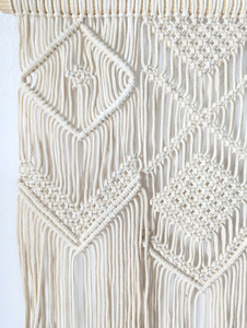 Décoration murale bohème en macramé, motif géométrique abstrait, en coton, pour la maison, salon, art, pièce unique, lavable - Product Image 3