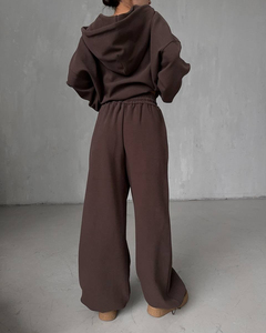 Conjunto Deportivo de Invierno para Mujer, Manga Larga, Casual, de Nailon, Cortavientos, Chaqueta con Cremallera y Pantalones Cortos de Poliéster - Product Image 2