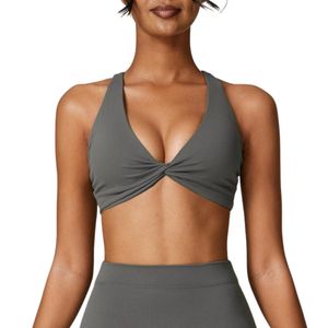 Sujetador deportivo transpirable y elástico para mujer con logo personalizado, diseño cruzado, ideal para yoga, fitness y gimnasio, venta al por mayor. - Product Image 4