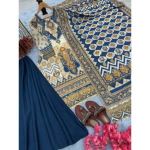 Ensemble haut en soie Plazzo Dupatta pour femmes styliste - Product Image 3