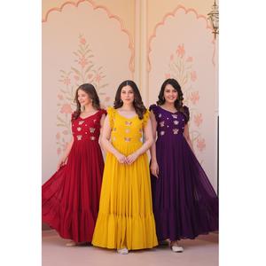 Vestido Tradicional con Lentejuelas y Cuentas Multicolores Bordadas, Moda Nupcial India a Bajo Precio - Product Image 1