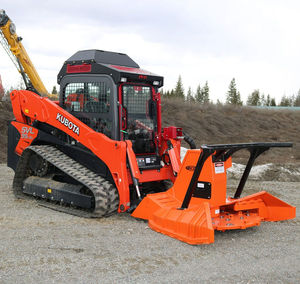 อุปกรณ์ตัดไม้สำหรับรถตักล้อยาง Kubota SVL75-3 ปี 2026 แบบไฮดรอลิก สำหรับงานป่าไม้ กำจัดไม้ซุง และตัดพืชพรรณ - Product Image 3