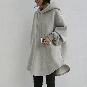 Usine OEM spécialisée dans les collections de streetwear de haute qualité, offrant des options de logo personnalisé pour les sweats à capuche en coton pour femmes. - Product Image 2