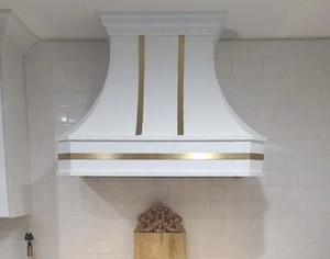 Hotte murale de cheminée artisanale haut de gamme, finition attrayante, avec bandes en laiton – Meilleure vente - Product Image 3