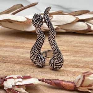 Anillo de Serpiente Gótico para Mujer, Joyería de Latón con Acabado Plateado Oxidado, Diseño de Reptil, Venta al por Mayor - Product Image 2