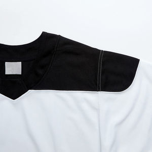 Vente directe en gros de maillots de hockey sur glace respirants - Couleurs et logo personnalisables, matière 100% polyester pour l'entraînement - Product Image 6