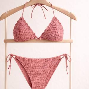 Patrón de Bikini de Crochet |   Bikini Hecho a Mano: Top y Braguita - Product Image 1