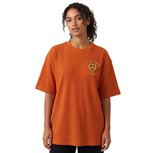 T-shirt à col rond brodé Regal Three LLC, orange, style décontracté, manches courtes - Product Image 6