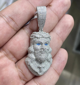 Pendentif Visage de Jésus Plaqué Argent Diamant Moissanite VVS Iced Out Breloque Hip Hop Bijoux Religieux pour Homme Cadeau Hip Hop - Product Image 4