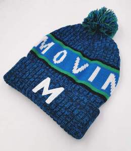 Bonnets élégants en tissu de laine avec logo personnalisé imprimé, coupe classique, pour l'hiver, couleur unie, jacquard 2026 - Product Image 3