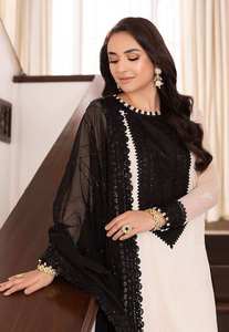 Kurti Largo para Mujer, Bordado, de Crepé Natural Pesado, para Bodas, Diwali y Fiestas, de Secado Rápido, Elástico y Sin Arrugas - Product Image 4