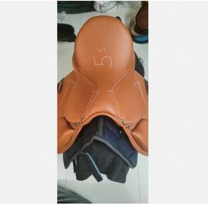 Silla de Montar Inglesa de Cuero Genuino de Primera Calidad con Armazón de Madera para Equitación, Equipo Ecuestre - Product Image 2