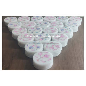 Miroir incrusté de marbre poli de conception moderne d'aspect naturel de marbre blanc pur avec la conception de fleur et l'art floral pour les cadeaux spéciaux - Product Image 1