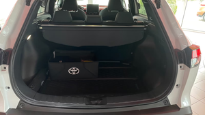 Toyota Corolla Cross Híbrido FWD Automático SUV Bajo Kilometraje Eficiente en Consumo de Combustible Volante a la Izquierda Vehículo Usado de Calidad de Exportación - Product Image 3