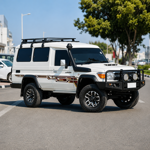 Gran Oferta: Land Cruiser 70 2018 |   Motor Diésel de 4.5L |   Transmisión Manual |   Volante a la derecha |   Ambulancia Modificada 4x4 SUV - Product Image 1