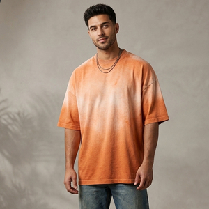 T-shirt homme oversize à épaules tombantes, délavé soleil, effet vintage - Product Image 1