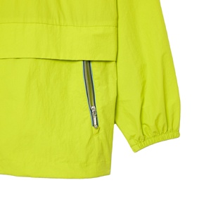 Veste coupe-vent imperméable à capuche unie pour homme, personnalisable avec logo, idéale pour la randonnée en extérieur - Product Image 5