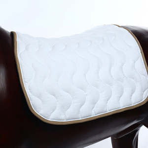 CLOVELIS IMPEX Tapis de selle respirant pour chevaux de saut d'obstacles, pour la compétition, emballage personnalisé, vente en gros - Product Image 1