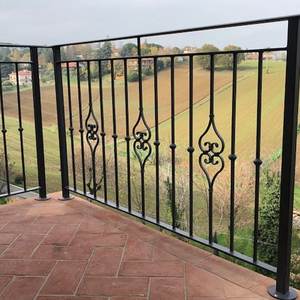 Rampe de balcon en fer forgé, balustrade métallique ornementale sur mesure, garde-corps de sécurité extérieur pour projets de villas de luxe - Product Image 1