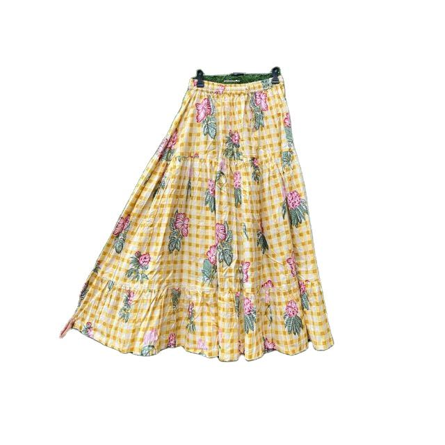 สีเหลือง