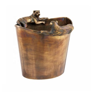 Refroidisseur à vin en acier inoxydable avec finition en nickel Outils de bar en métal de l'Inde Porte-bouteille de vin Refroidisseur de vin en acier - Product Image 3