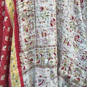 Caftán Largo de Algodón Vintage Hecho a Mano con Trabajo Kantha, Diseño Moderno y de Alta Calidad para Exportación - Product Image 6