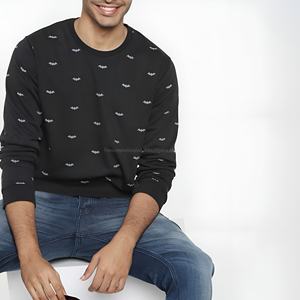 เสื้อสเวตเชิ้ตคอกลมโอเวอร์ไซส์ลายพิมพ์ทั่วตัวสำหรับผู้ชาย ผ้าฝ้ายผสมขนแกะ แขนยาว สไตล์ลำลอง สตรีทแวร์ ฤดูหนาว ขายส่ง OEM - Product Image 5