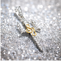 Collier tendance en or massif 10 carats avec pendentifs Trishul personnalisés en moissanite, bijoux fins à symboles hindous, cadeau religieux unisexe