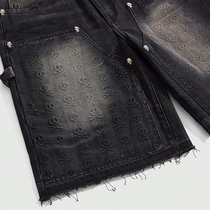 Shorts en jean personnalisés Up Felt avec motif tête de mort en relief, style streetwear vintage, 100% coton, coupe ample, unisexe - Product Image 4