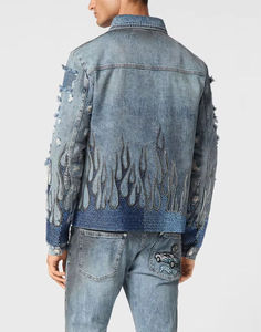 Chaqueta vaquera para hombre estilo streetwear con cuello vuelto, desgastada, bordado de llamas, lavada, manga regular - Product Image 5