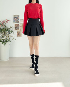 Calzini alla Moda Coreana con Volant e Motivi Floreali in Cotone Pettinato - Product Image 3