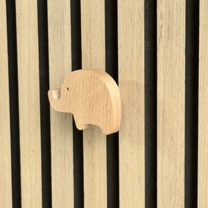 Crochet de <span class=keywords><strong>manteau</strong></span> Accessoires de panneau mural à latte de <span class=keywords><strong>bois</strong></span> Durable et facile à installer Les panneaux de <span class=keywords><strong>bois</strong></span> acoustiques utilisent le crochet de <span class=keywords><strong>manteau</strong></span> - Product Image 4